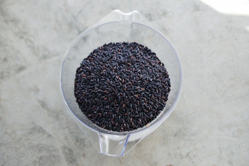 Black_rice_paella_02