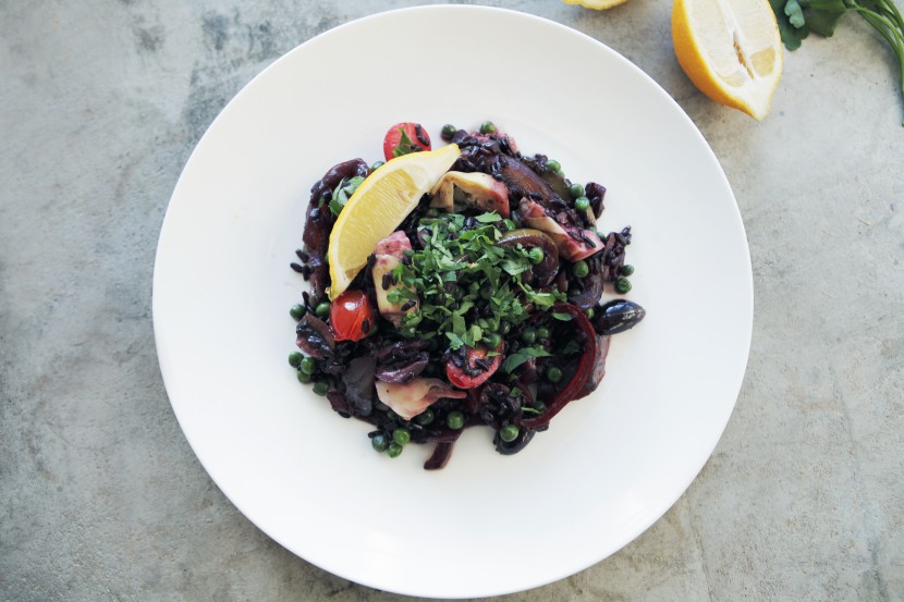 Black_rice_paella_29